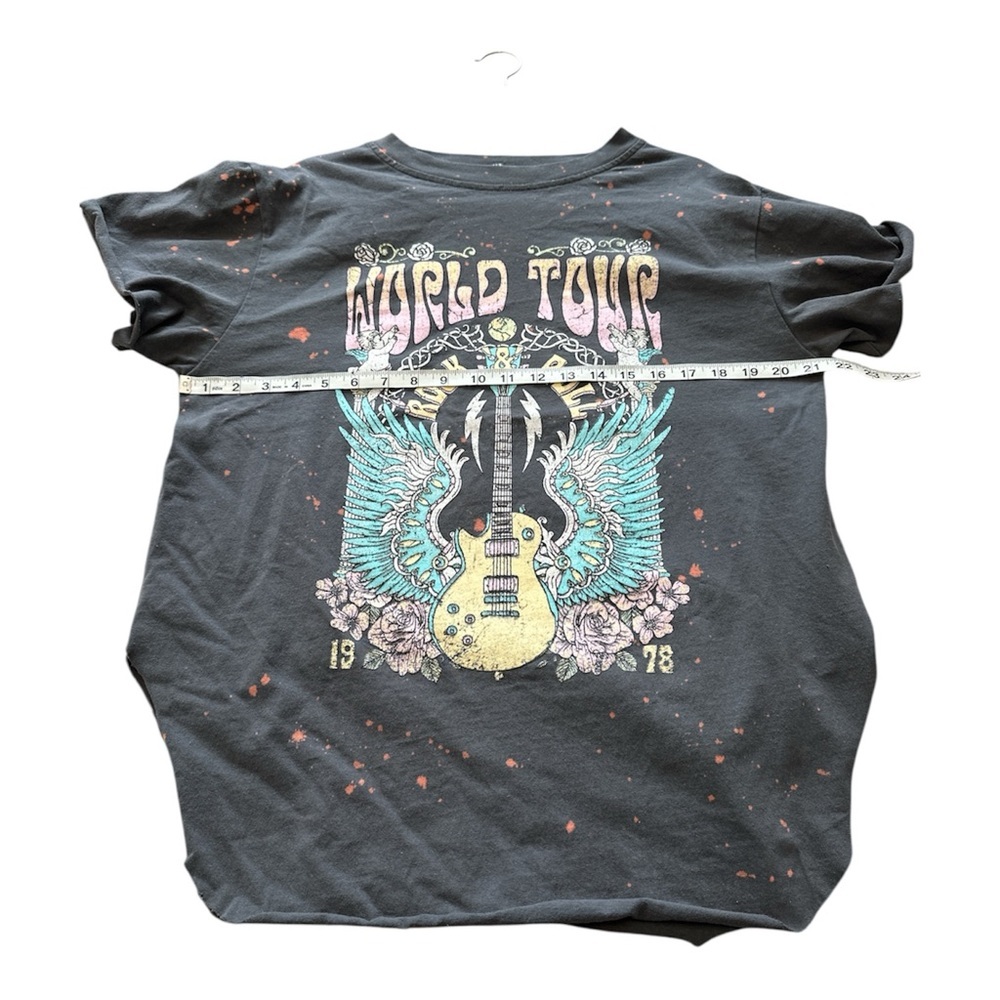 World Tour Graphic T-Shirt Gray Distressed Bleached Rock Tee size Large - Picture 4 of 5